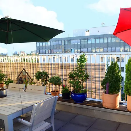 Accommodatie bij particulieren Mit Eigenem Badezimmer - 1 Bahn-station Zur Messe Und Hbf *