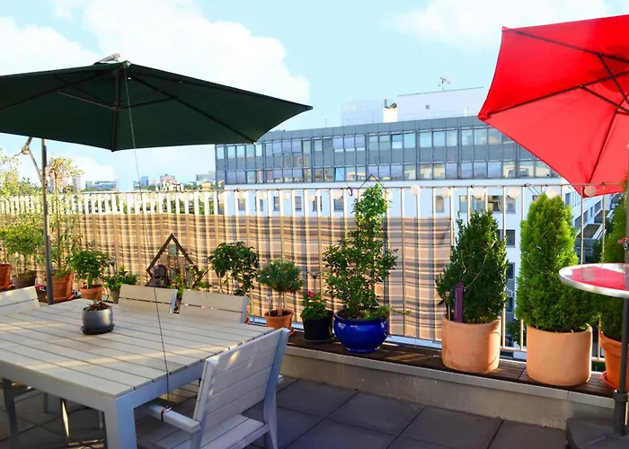 Homestay szállás Mit Eigenem Badezimmer - 1 Bahn-station Zur Messe Und Hbf *