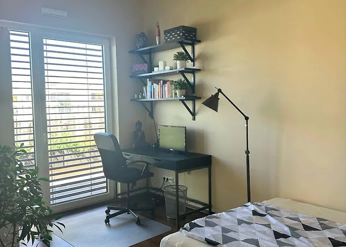 Mit Eigenem Badezimmer - 1 Bahn-station Zur Messe Und Hbf Frankfurt am Main